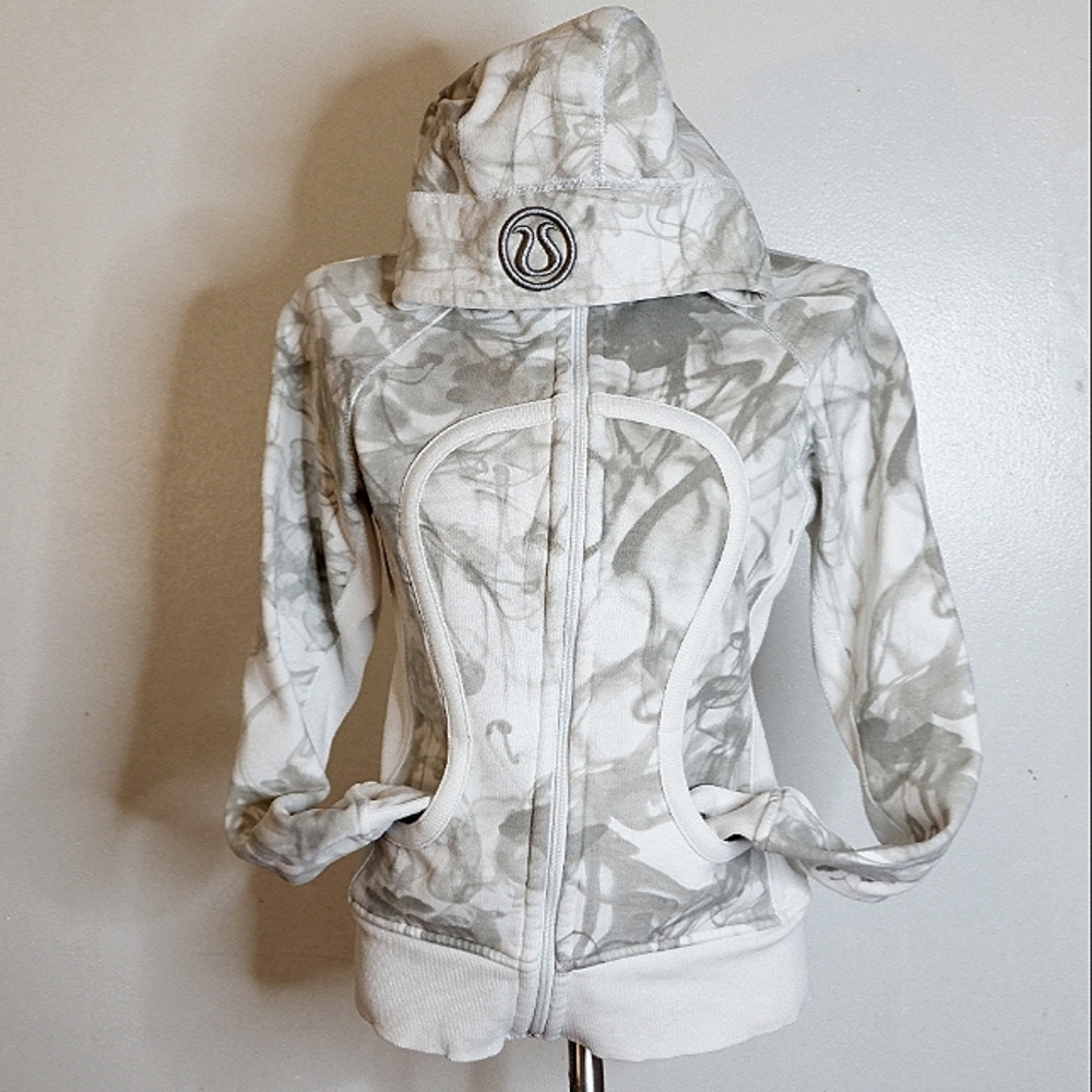lululemon athletica White & Light Gray Patterned Hooded Jacket